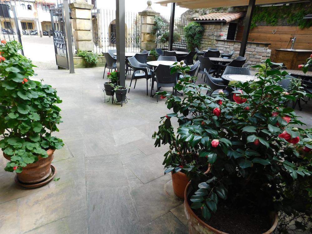 Hotel Palacete Hondarribia Bagian luar foto