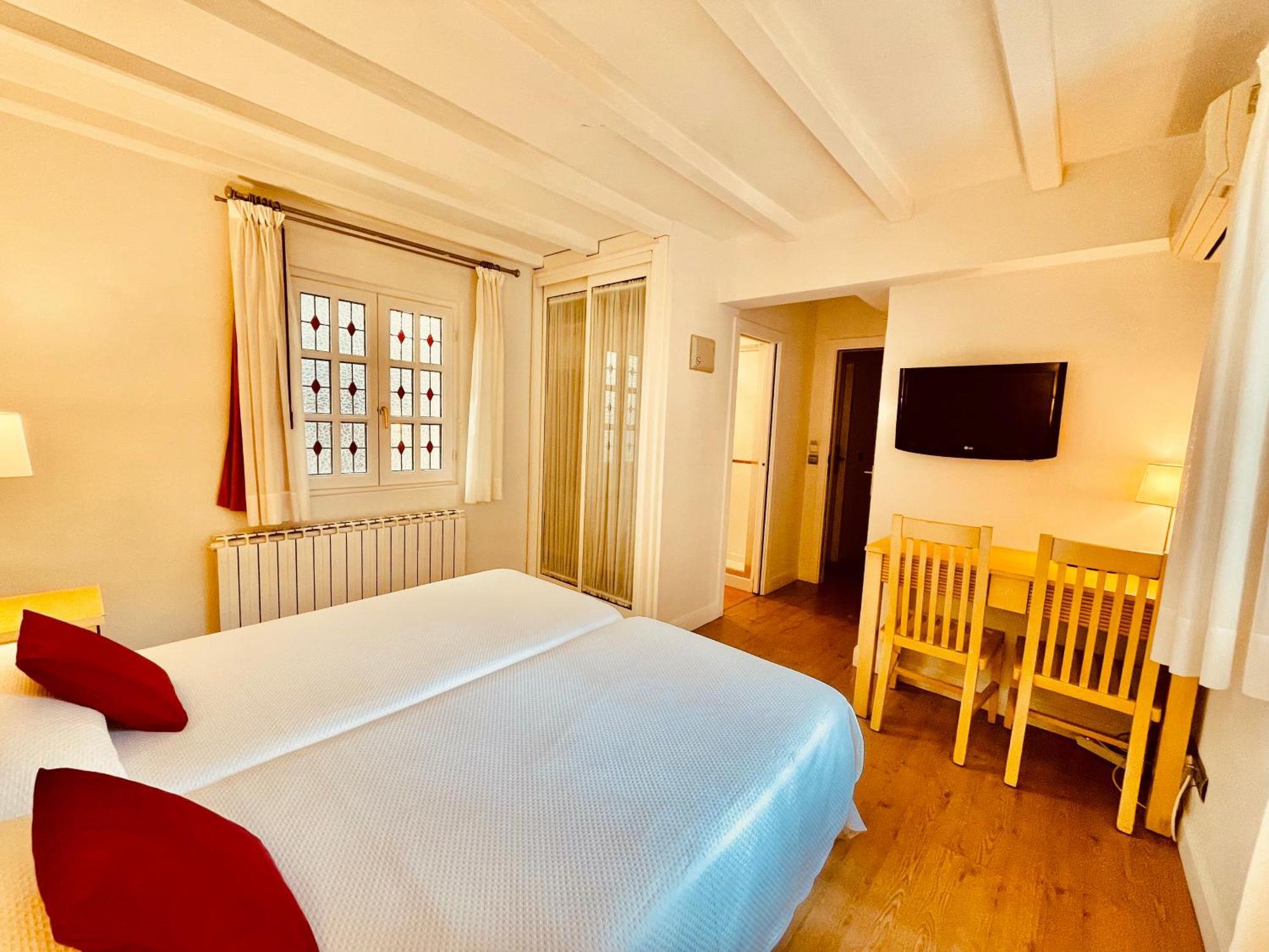 Hotel Palacete Hondarribia Bagian luar foto