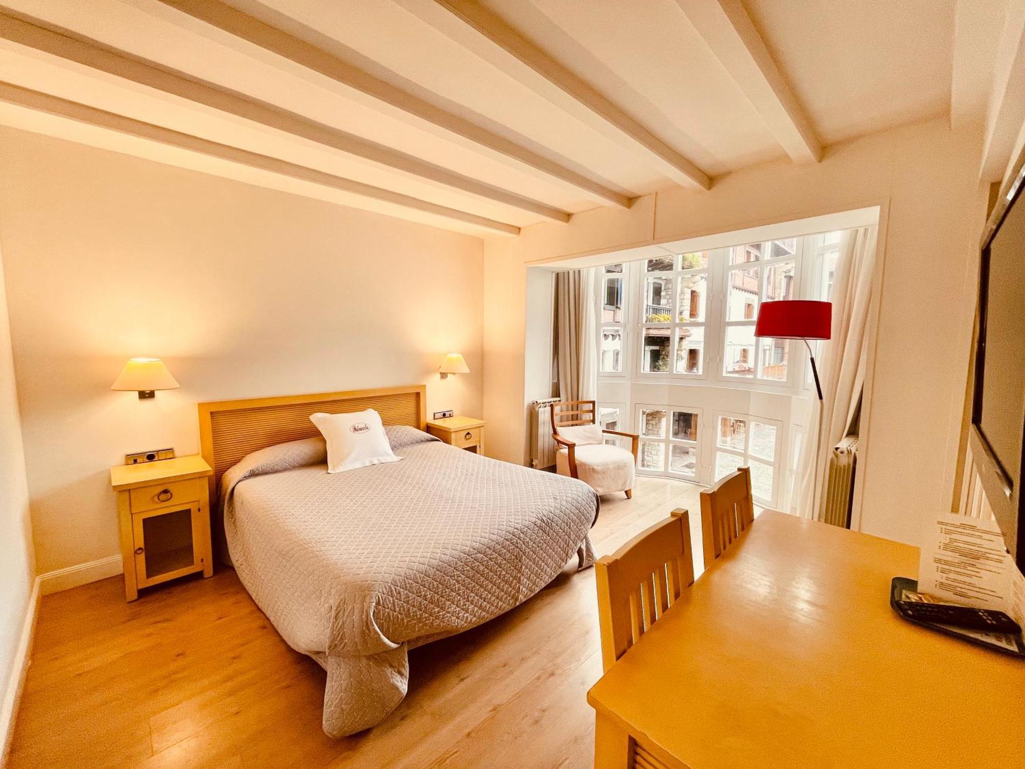 Hotel Palacete Hondarribia Bagian luar foto