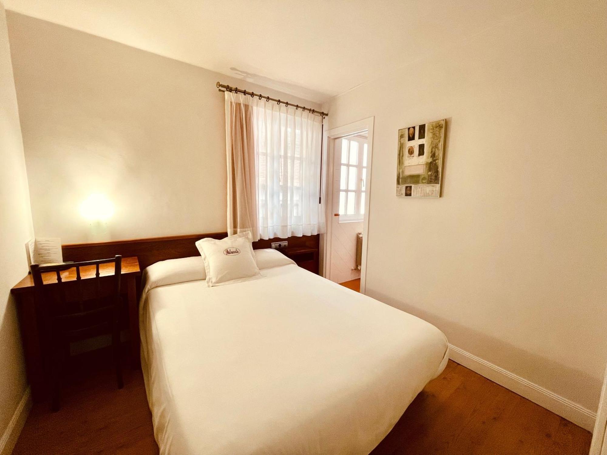 Hotel Palacete Hondarribia Bagian luar foto