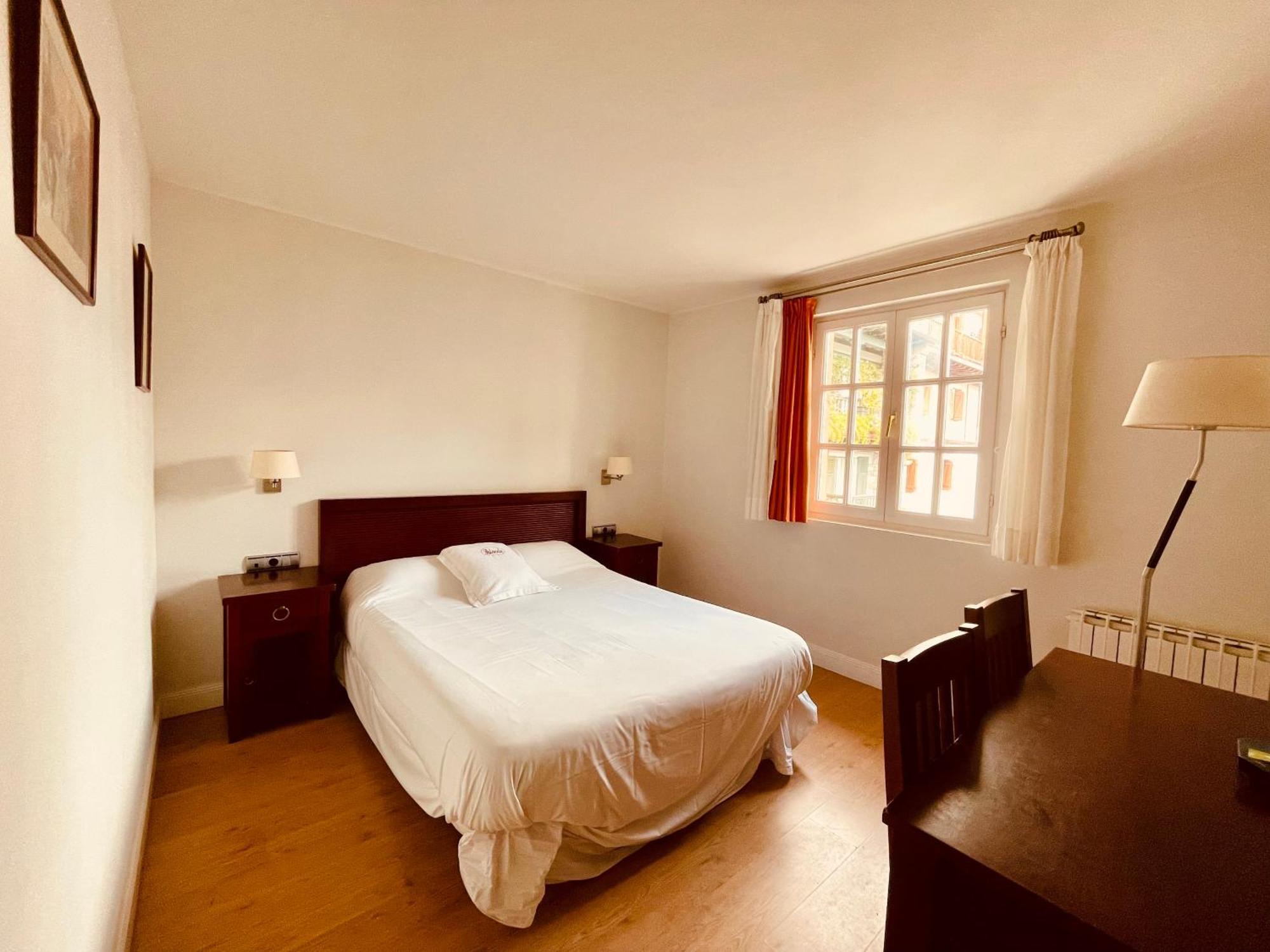 Hotel Palacete Hondarribia Bagian luar foto